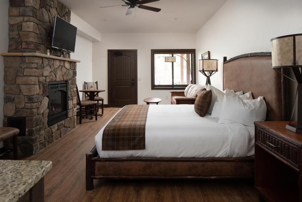 Standard Suite interior